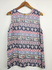 Buy online pre-used pre-loved 100% authentic & Original branded Tu (SWT-2694) available in Pakistan. Top international brands avilable.