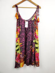 Buy online pre-used pre-loved 100% authentic & Original branded Mathew Williams (SWT-2777) available in Pakistan. Top international brands avilable.