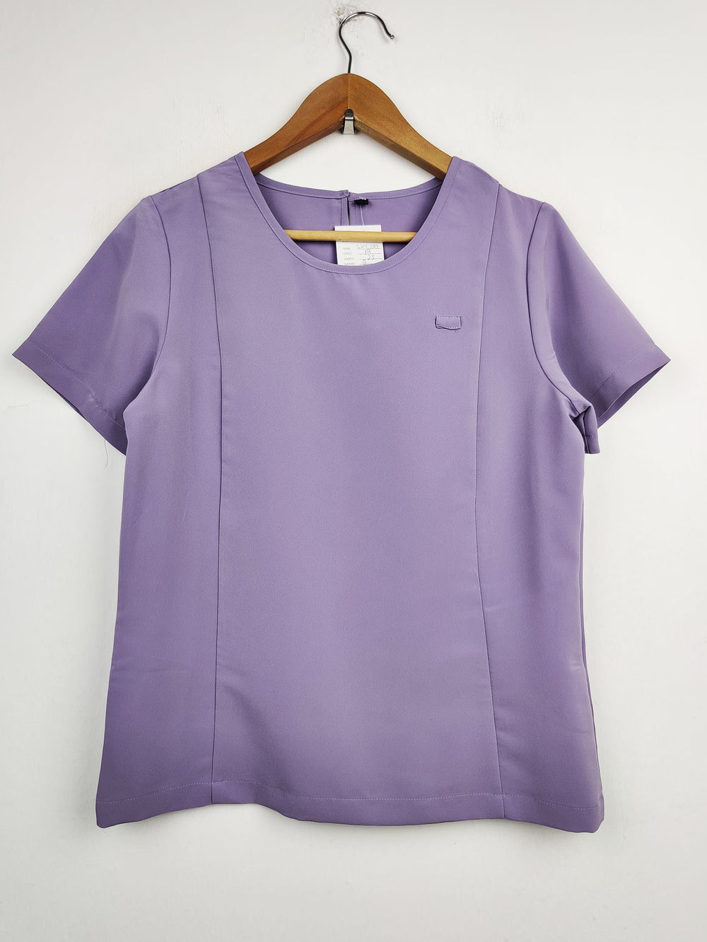 Buy online pre-used pre-loved 100% authentic & Original branded Unknown Brand (SWT-2814) available in Pakistan. Top international brands avilable.