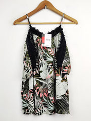 Buy online pre-used pre-loved 100% authentic & Original branded George (SWT-2862) available in Pakistan. Top international brands avilable.