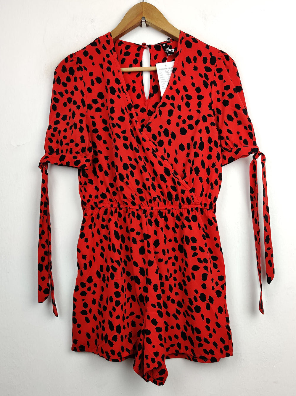 Buy online pre-used pre-loved 100% authentic & Original branded Influence (SWT-3103) available in Pakistan. Top international brands avilable.