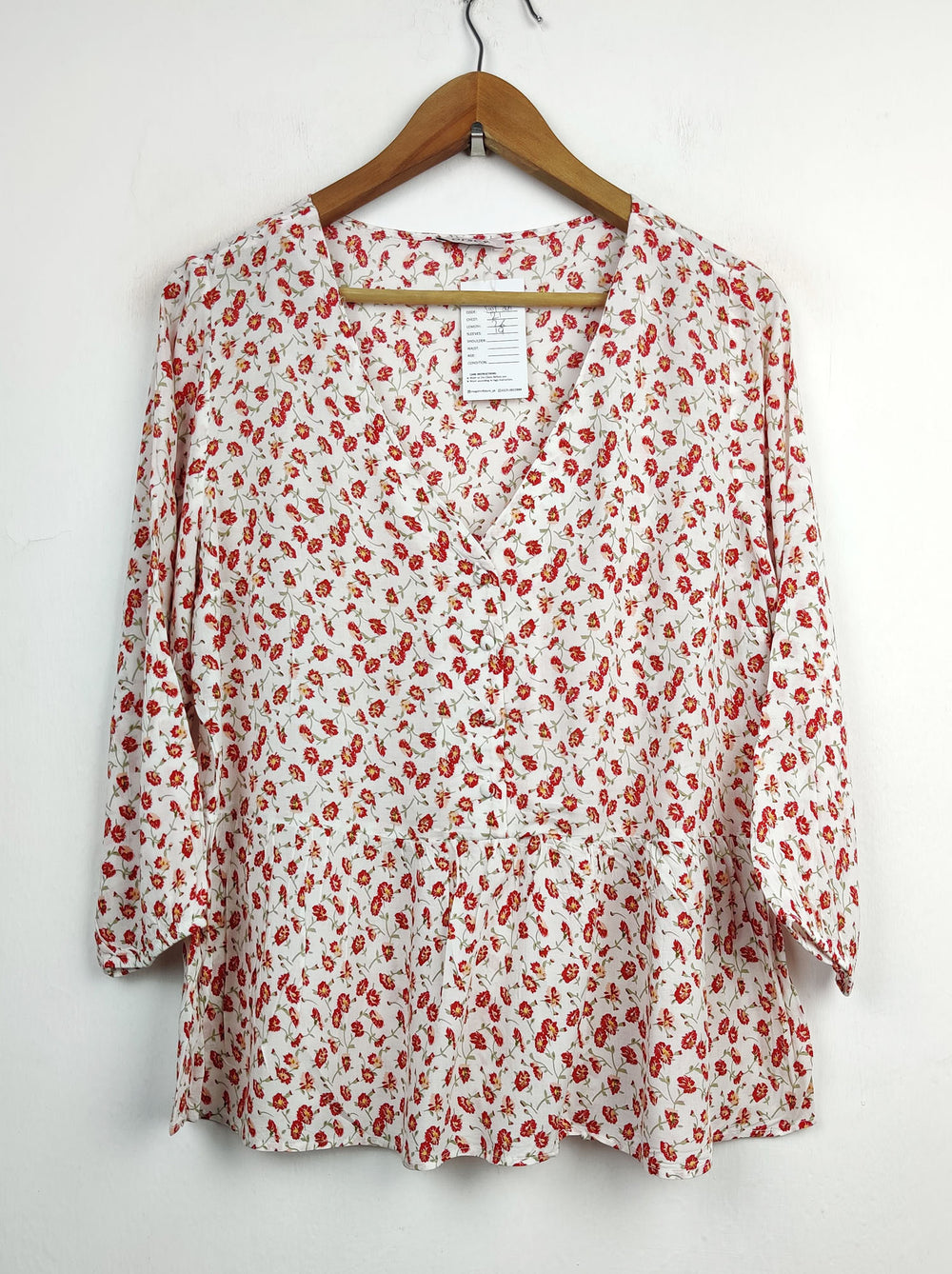 Buy online pre-used pre-loved 100% authentic & Original branded Orsay (SWT-3181) available in Pakistan. Top international brands avilable.