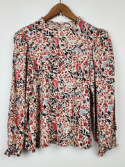 Buy online pre-used pre-loved 100% authentic & Original branded Primark (SWT-320) available in Pakistan. Top international brands avilable.