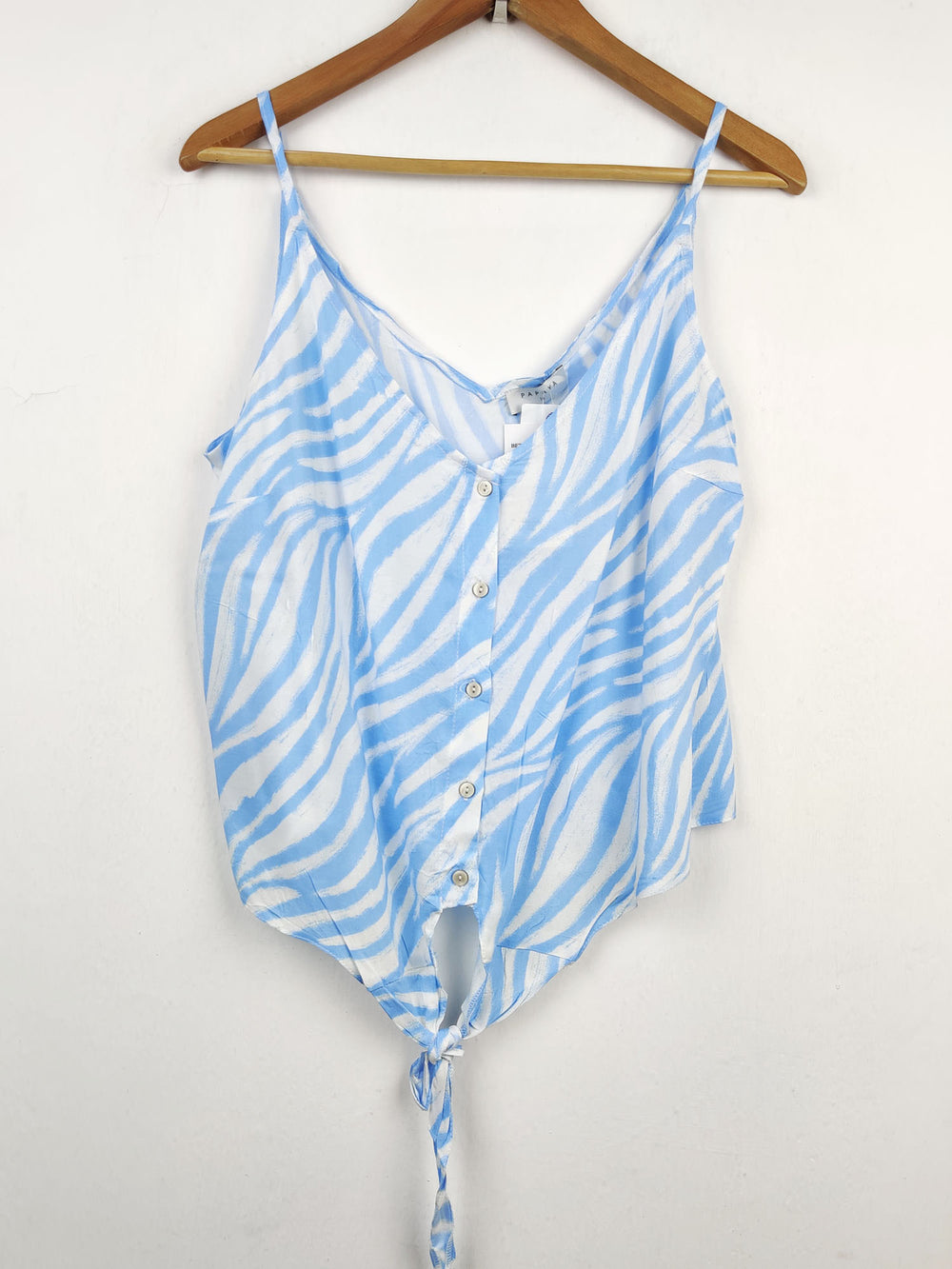 Buy online pre-used pre-loved 100% authentic & Original branded Papaya (SWT-3356) available in Pakistan. Top international brands avilable.