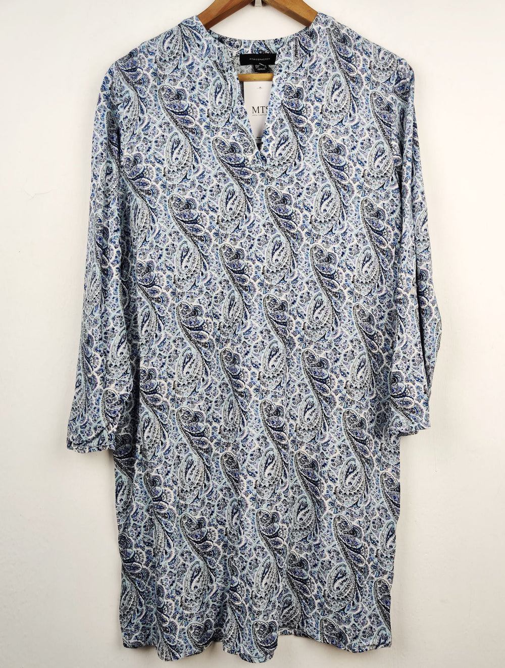 Buy online pre-used pre-loved 100% authentic & Original branded Atmosphere (SWT-3371) available in Pakistan. Top international brands avilable.