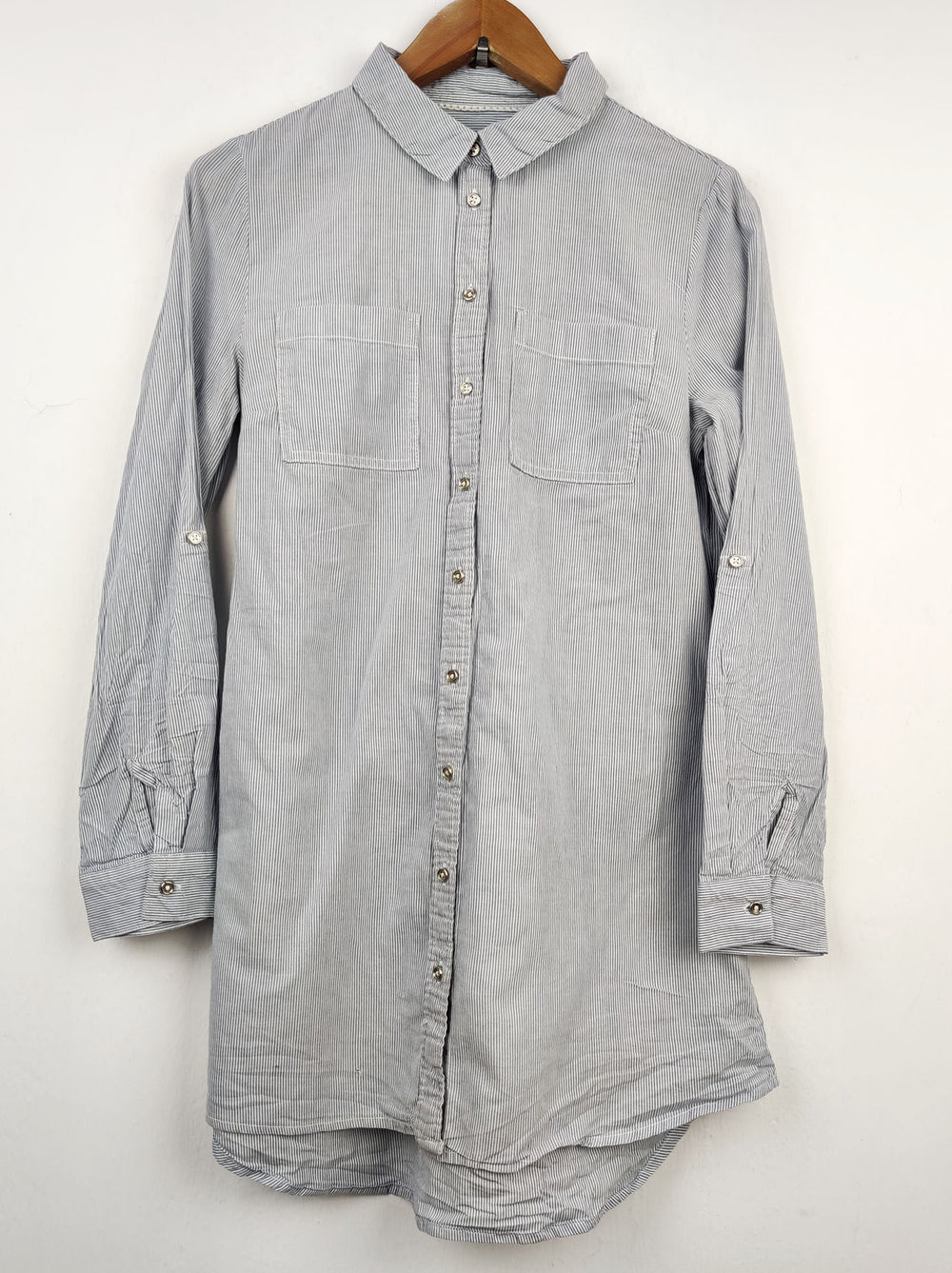 Buy online pre-used pre-loved 100% authentic & Original branded Primark (SWT-3414) available in Pakistan. Top international brands avilable.