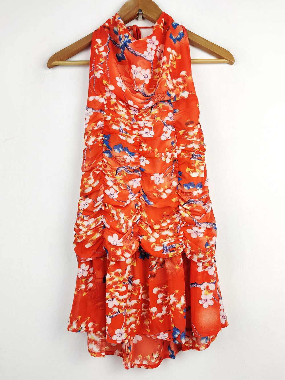 Buy online pre-used pre-loved 100% authentic & Original branded Mooyah (SWT-3443) available in Pakistan. Top international brands avilable.