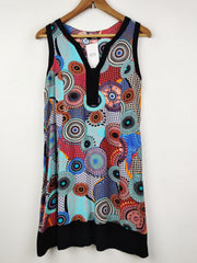 Buy online pre-used pre-loved 100% authentic & Original branded Quiz (SWT-3518) available in Pakistan. Top international brands avilable.