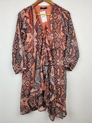 Buy online pre-used pre-loved 100% authentic & Original branded Hipster (SWT-357) available in Pakistan. Top international brands avilable.