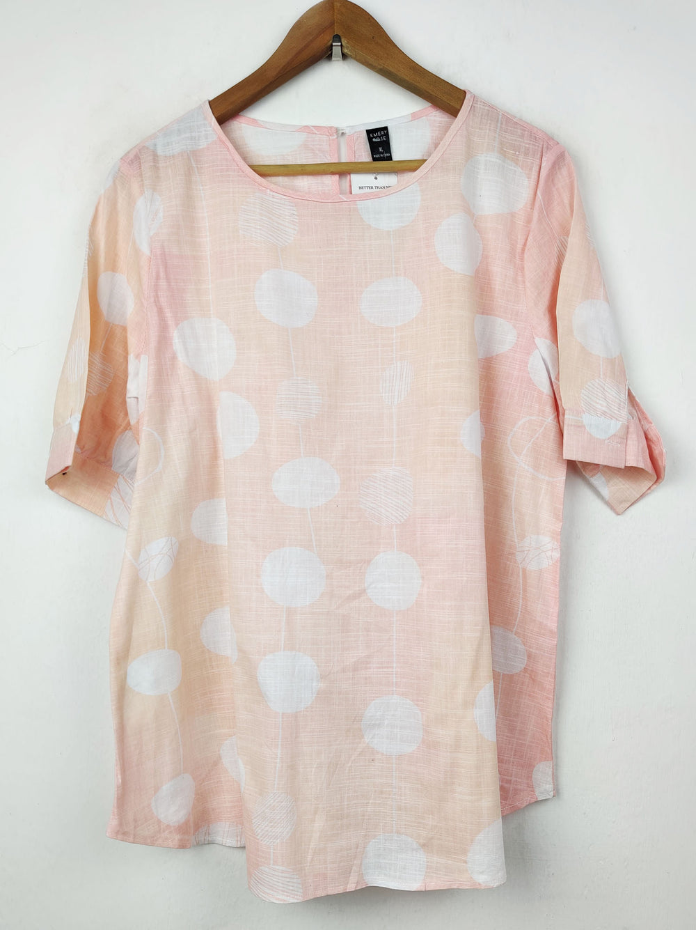 Buy online pre-used pre-loved 100% authentic & Original branded Emery Rose (SWT-3617) available in Pakistan. Top international brands avilable.