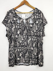 Buy online pre-used pre-loved 100% authentic & Original branded George (SWT-3648) available in Pakistan. Top international brands avilable.