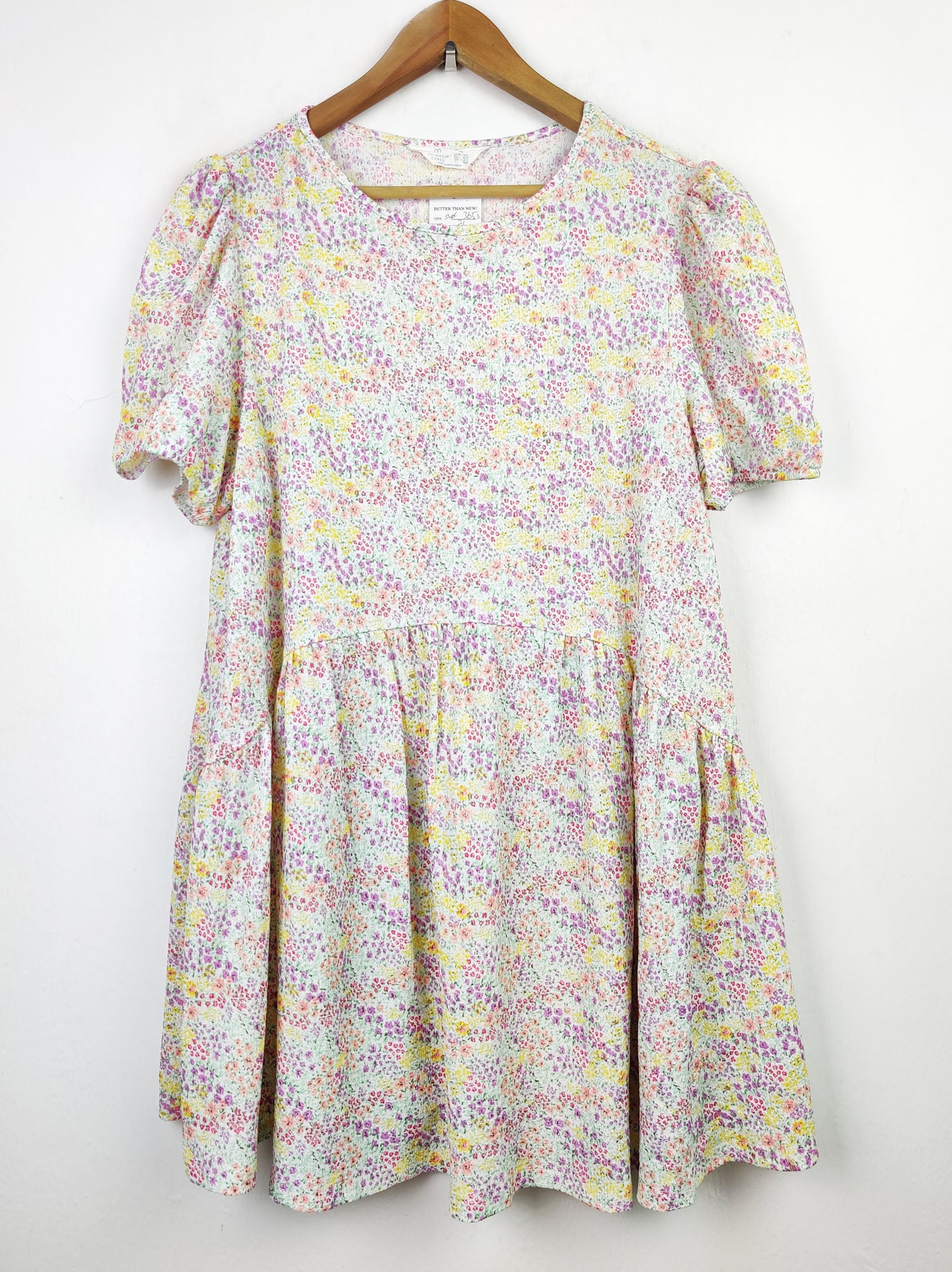Buy online pre-used pre-loved 100% authentic & Original branded Primark (SWT-3653) available in Pakistan. Top international brands avilable.