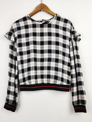 Buy online pre-used pre-loved 100% authentic & Original branded Bershka (SWT-3728) available in Pakistan. Top international brands avilable.