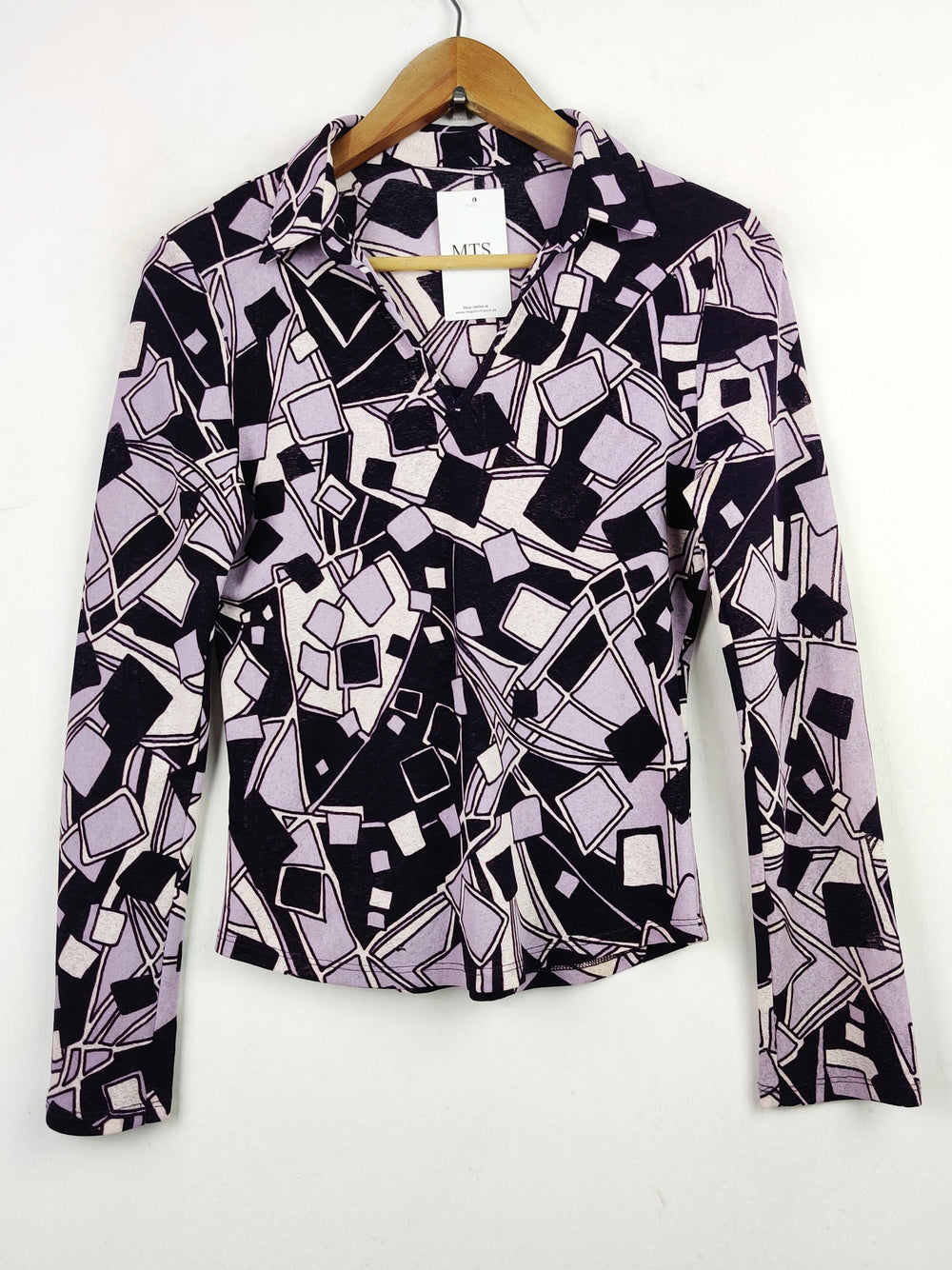 Buy online pre-used pre-loved 100% authentic & Original branded St Bernard (SWT-3729) available in Pakistan. Top international brands avilable.