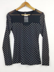 Buy online pre-used pre-loved 100% authentic & Original branded H&M (SWT-3739) available in Pakistan. Top international brands avilable.