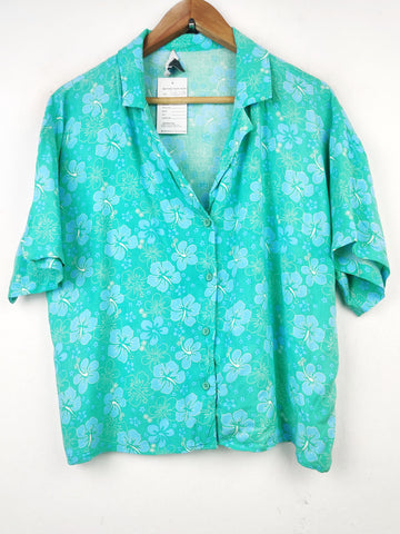 Buy online pre-used pre-loved 100% authentic & Original branded Primark (SWT-3794) available in Pakistan. Top international brands avilable.
