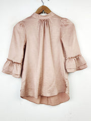 Buy online pre-used pre-loved 100% authentic & Original branded Miss Selfridge (SWT-3809) available in Pakistan. Top international brands avilable.