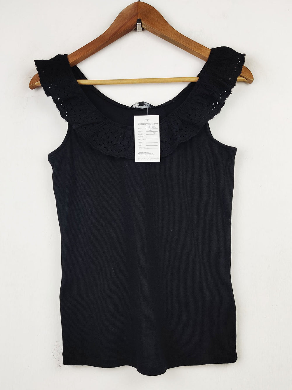 Buy online pre-used pre-loved 100% authentic & Original branded Peacocks (SWT-3860) available in Pakistan. Top international brands avilable.