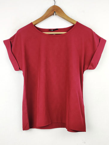 Buy online pre-used pre-loved 100% authentic & Original branded Shein (SWT-3933) available in Pakistan. Top international brands avilable.