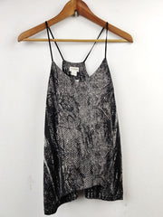 Buy online pre-used pre-loved 100% authentic & Original branded H&M (SWT-3962) available in Pakistan. Top international brands avilable.