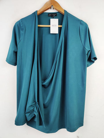 Buy online pre-used pre-loved 100% authentic & Original branded Next (SWT-4053) available in Pakistan. Top international brands avilable.