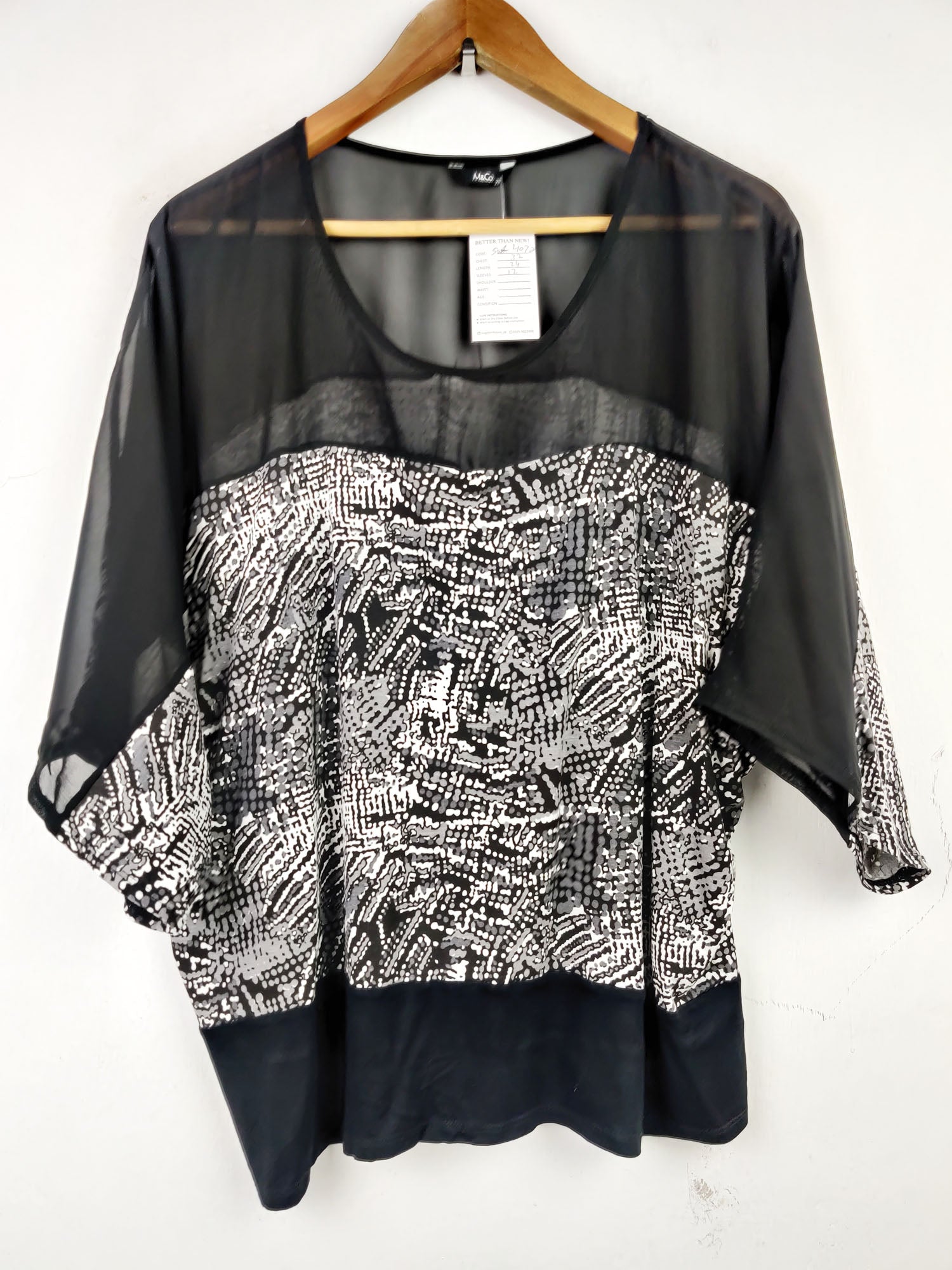 Buy online pre-used pre-loved 100% authentic & Original branded M&Co (SWT-4072) available in Pakistan. Top international brands avilable.