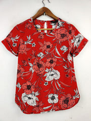 Buy online pre-used pre-loved 100% authentic & Original branded Dorothy Perkins (SWT-4097) available in Pakistan. Top international brands avilable.