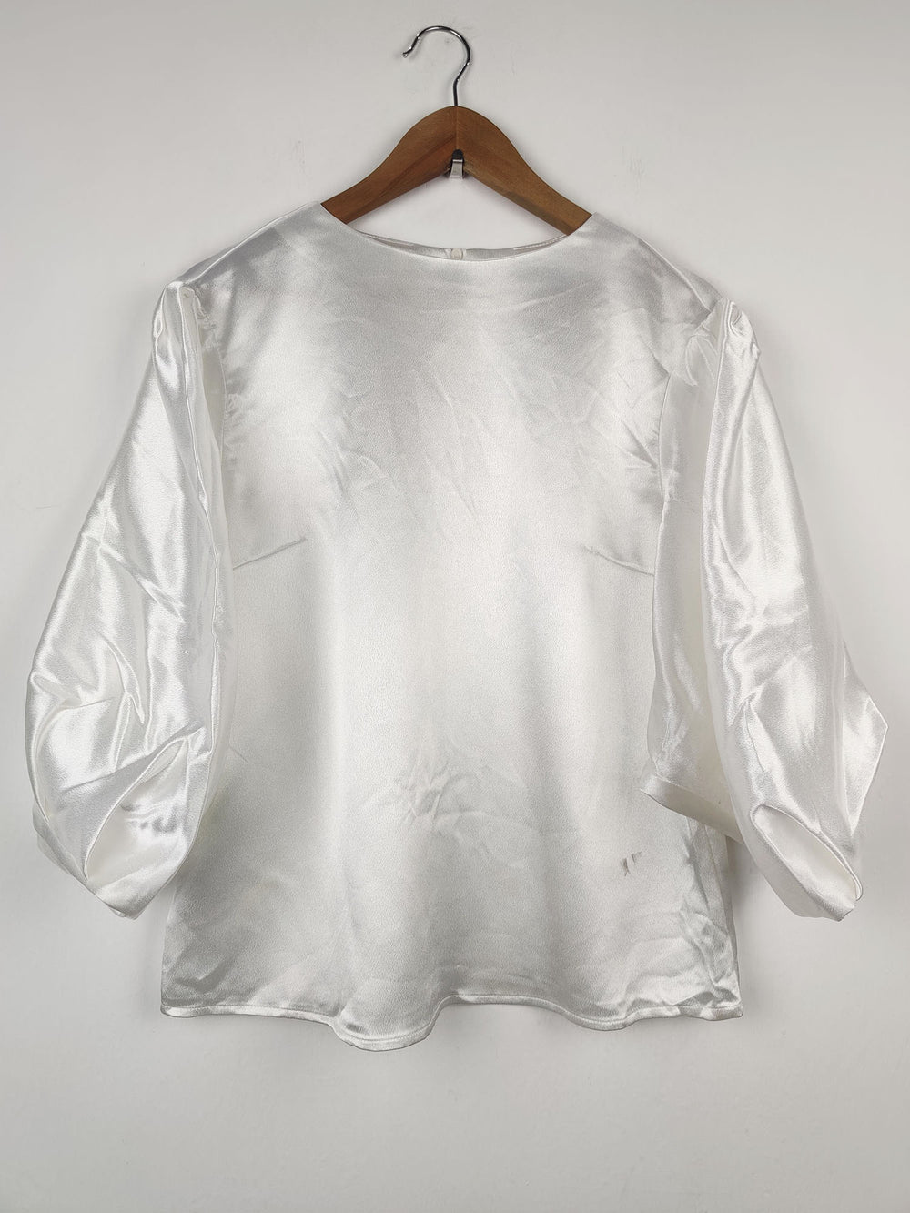 Buy online pre-used pre-loved 100% authentic & Original branded Shein (SWT-413) available in Pakistan. Top international brands avilable.