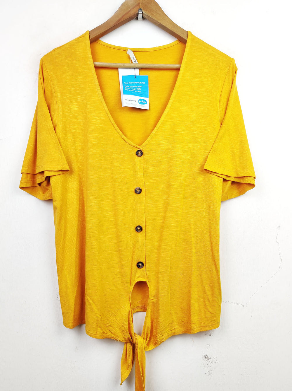 Buy online pre-used pre-loved 100% authentic & Original branded George (SWT-4197) available in Pakistan. Top international brands avilable.