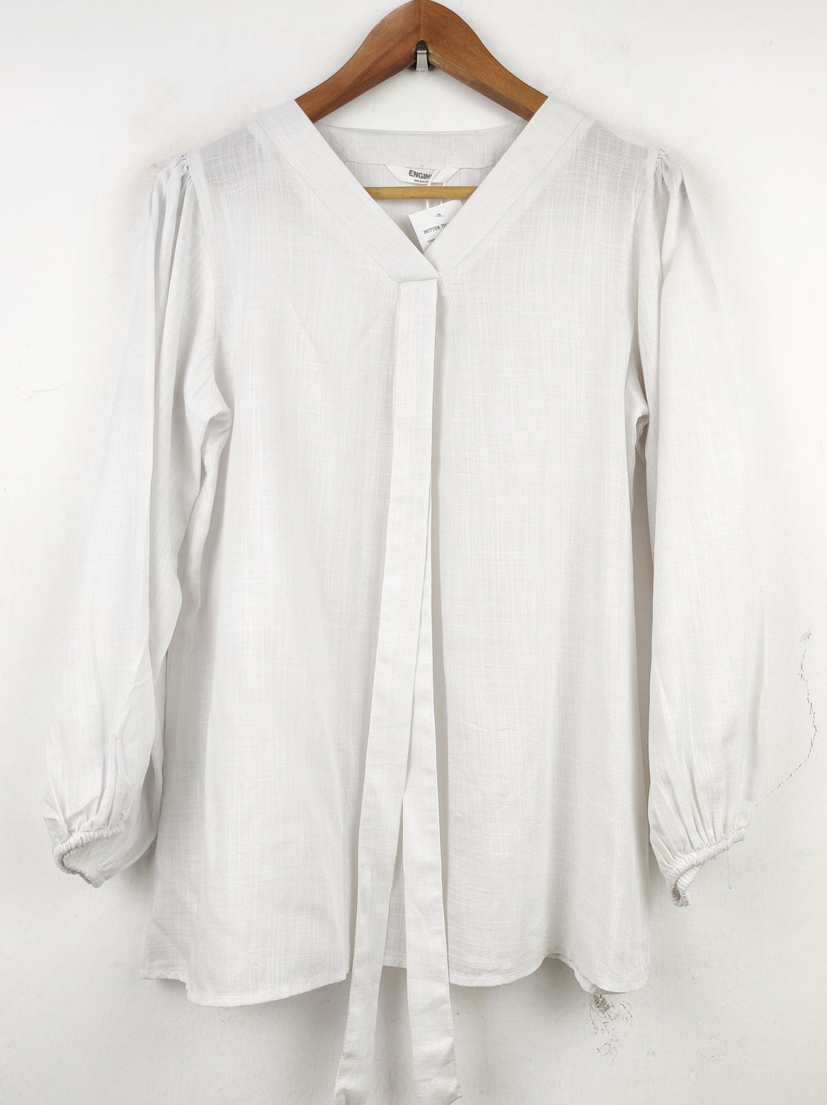 Buy online pre-used pre-loved 100% authentic & Original branded Engine (SWT-4237) available in Pakistan. Top international brands avilable.