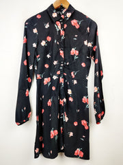 Buy online pre-used pre-loved 100% authentic & Original branded H&M (SWT-4303) available in Pakistan. Top international brands avilable.