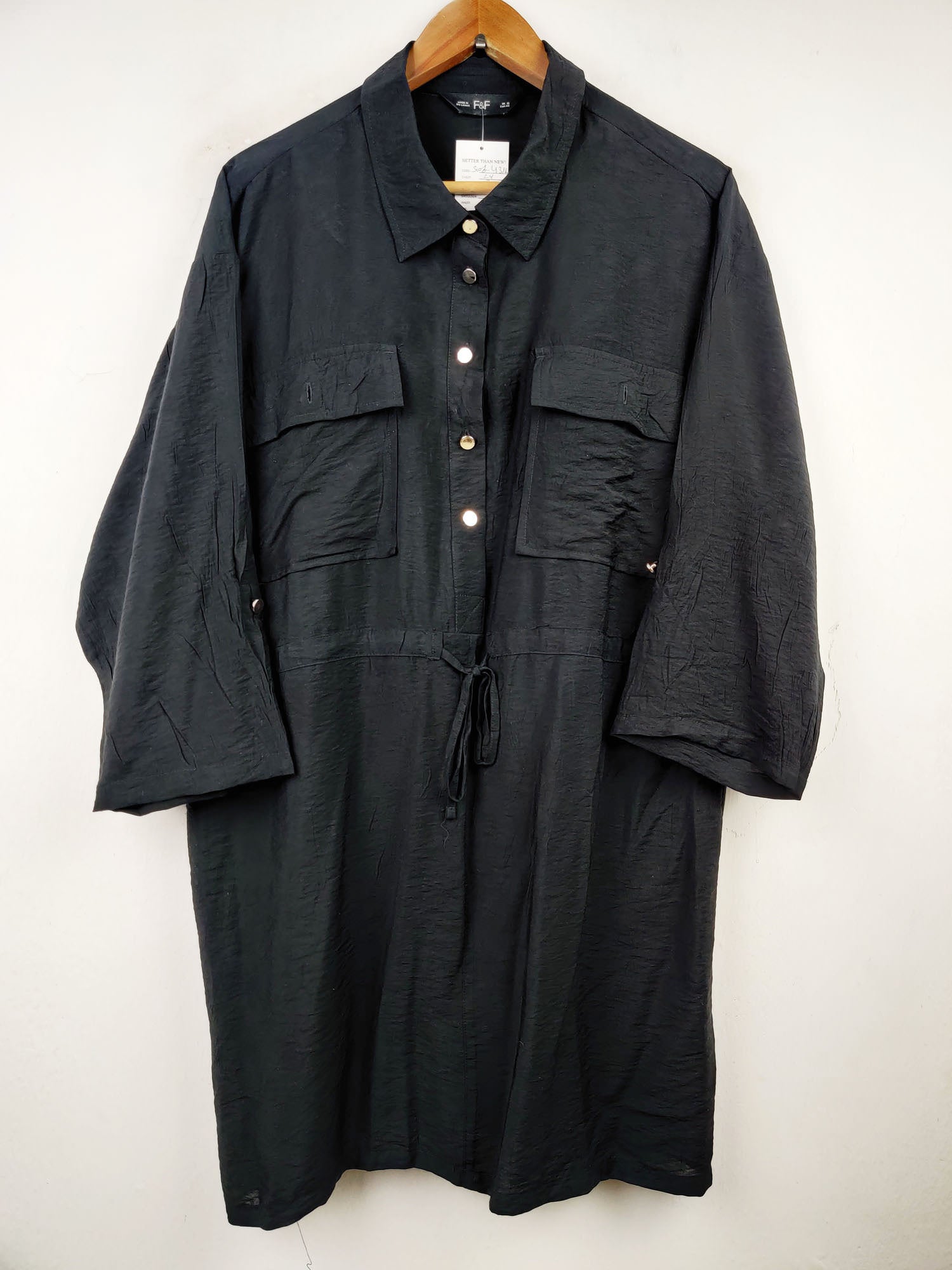 Buy online pre-used pre-loved 100% authentic & Original branded F&F (SWT-4316) available in Pakistan. Top international brands avilable.