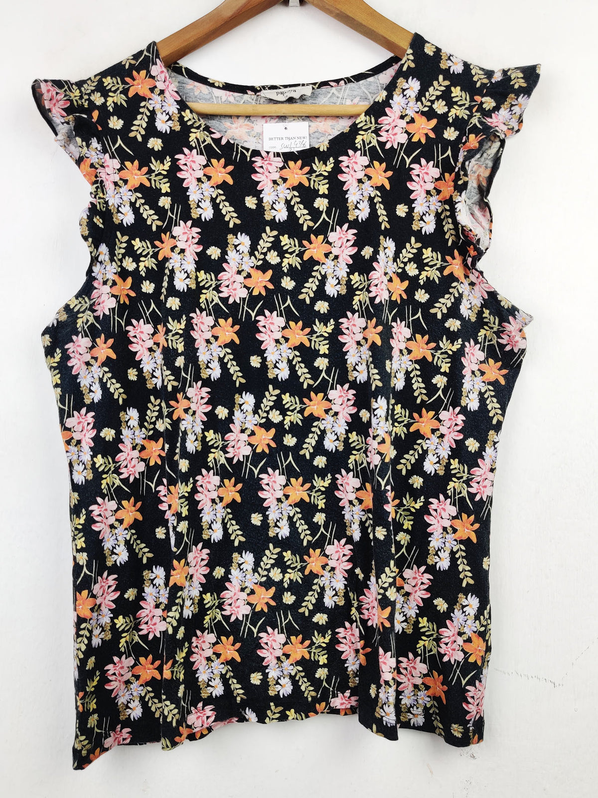 Buy online pre-used pre-loved 100% authentic & Original branded Papaya (SWT-4346) available in Pakistan. Top international brands avilable.
