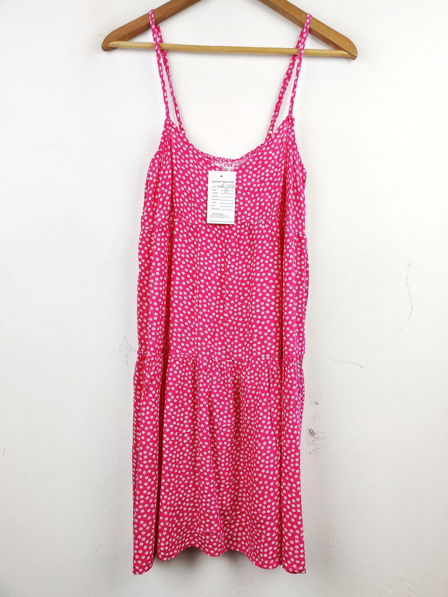 Buy online pre-used pre-loved 100% authentic & Original branded Primark (SWT-4356) available in Pakistan. Top international brands avilable.