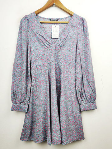 Buy online pre-used pre-loved 100% authentic & Original branded Shein (SWT-4427) available in Pakistan. Top international brands avilable.