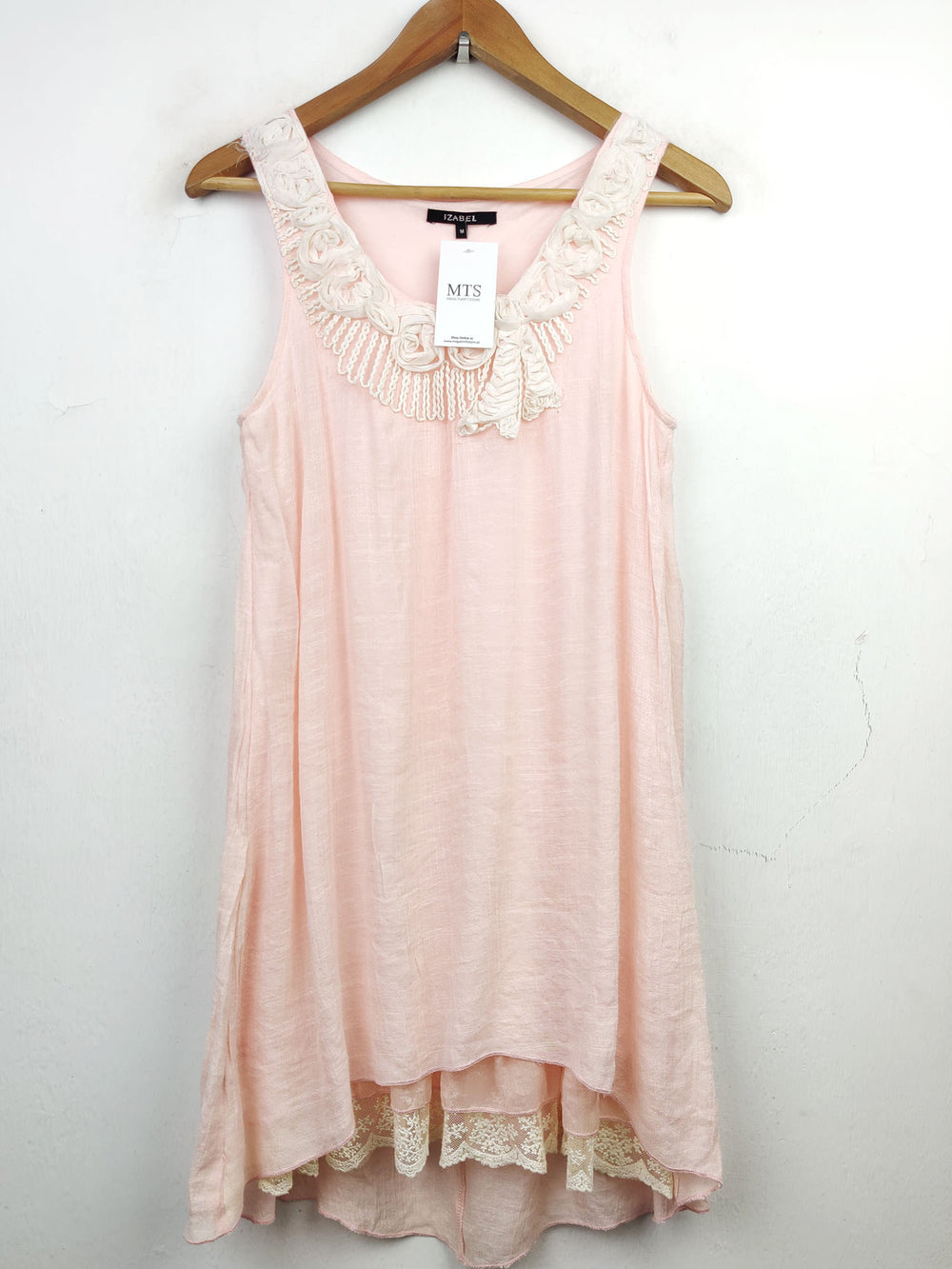 Buy online pre-used pre-loved 100% authentic & Original branded Izabel (SWT-4464) available in Pakistan. Top international brands avilable.