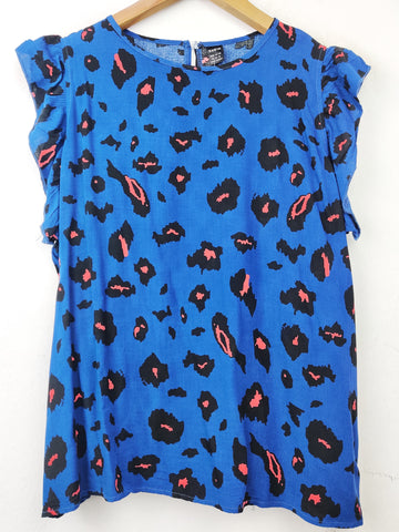 Buy online pre-used pre-loved 100% authentic & Original branded Shein (SWT-4498) available in Pakistan. Top international brands avilable.