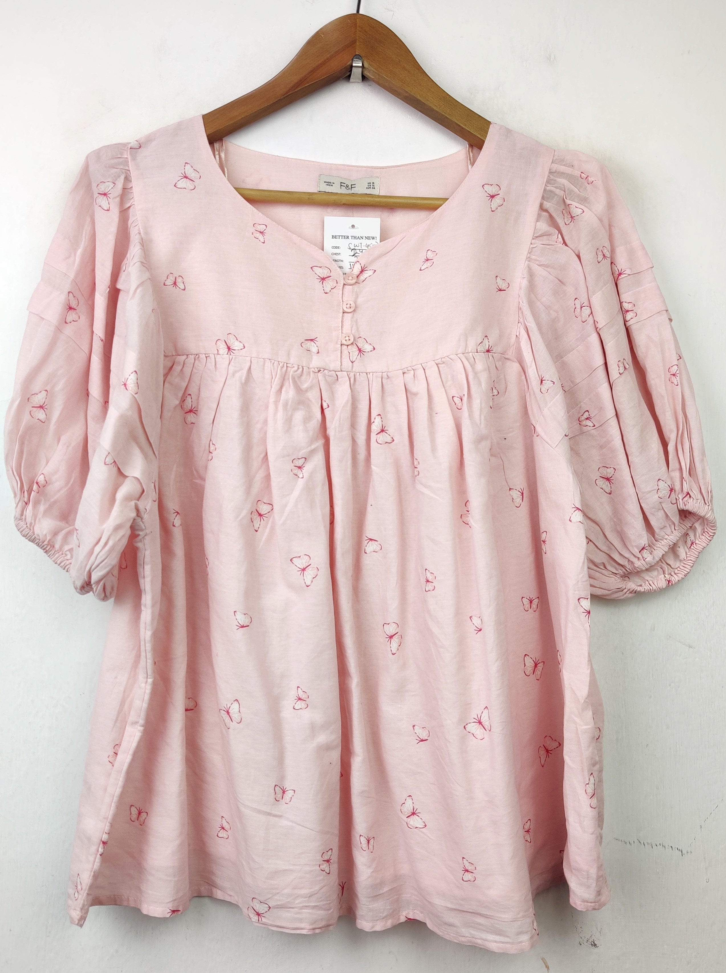 Buy online pre-used pre-loved 100% authentic & Original branded F&F (SWT-4502) available in Pakistan. Top international brands avilable.