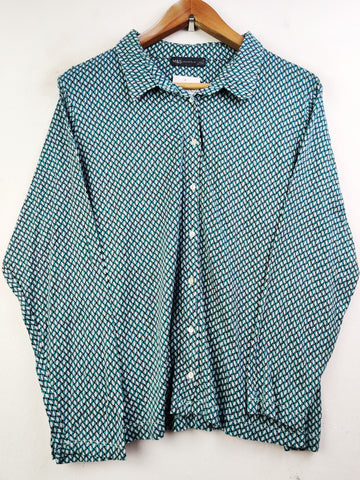 Buy online pre-used pre-loved 100% authentic & Original branded Marks & Spencer (SWT-4558) available in Pakistan. Top international brands avilable.