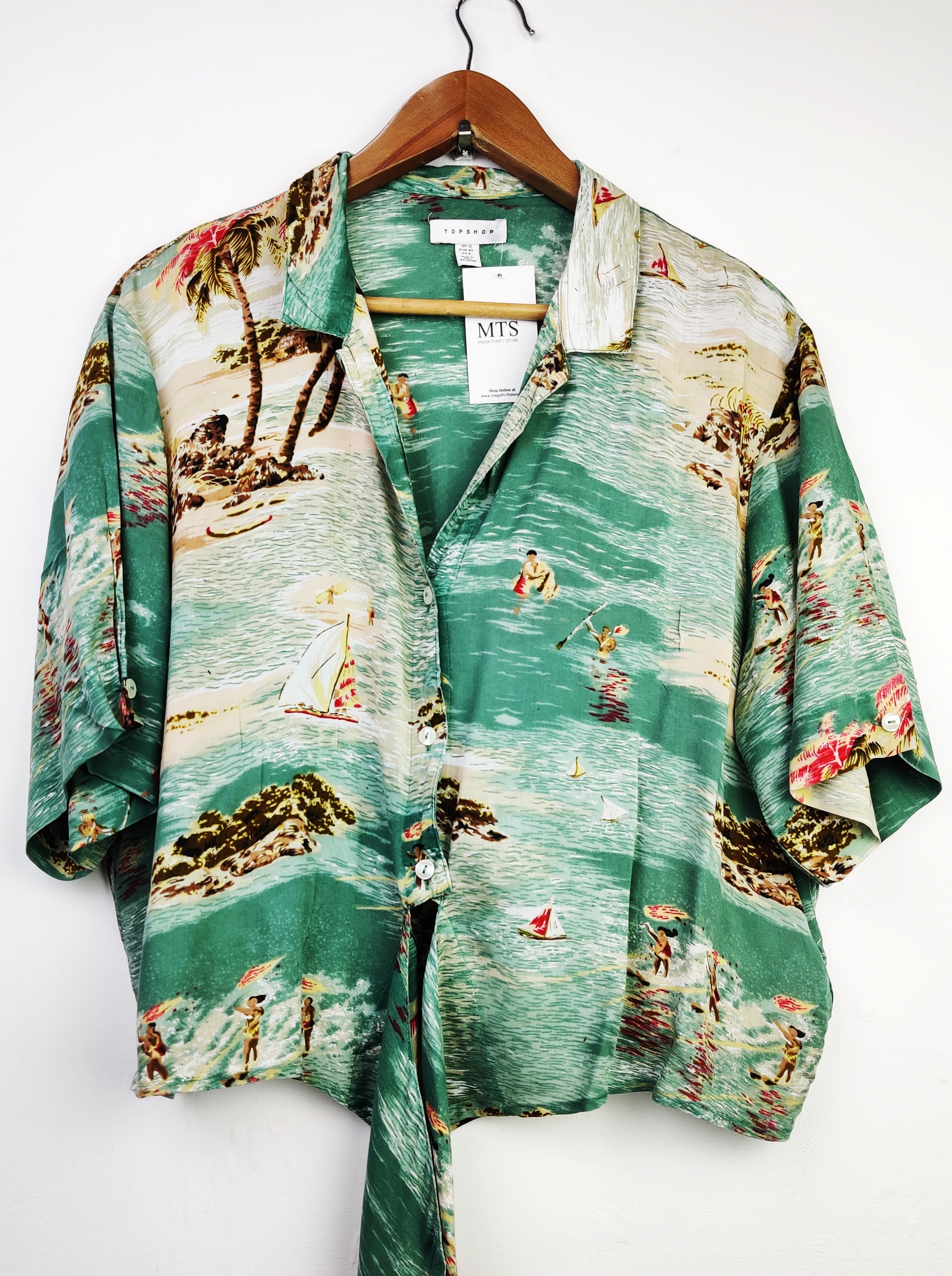 Buy online pre-used pre-loved 100% authentic & Original branded Topshop (SWT-4613) available in Pakistan. Top international brands avilable.