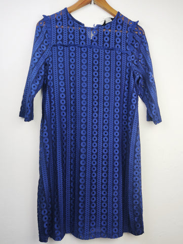 Buy online pre-used pre-loved 100% authentic & Original branded Dorothy Perkins (SWT-4682) available in Pakistan. Top international brands avilable.
