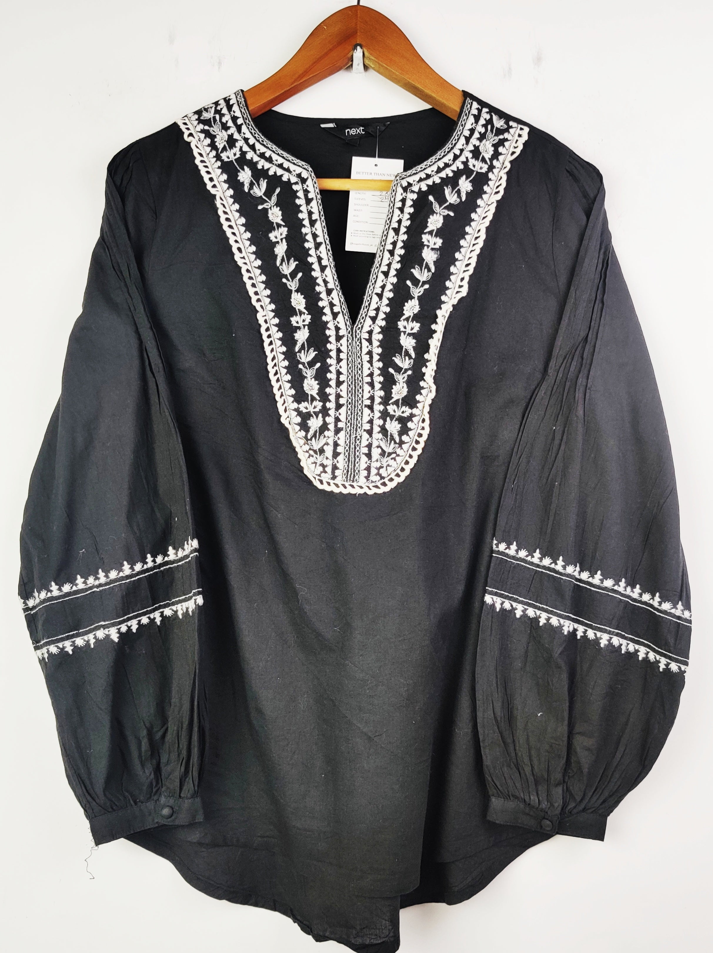 Buy online pre-used pre-loved 100% authentic & Original branded Next (SWT-4733) available in Pakistan. Top international brands avilable.