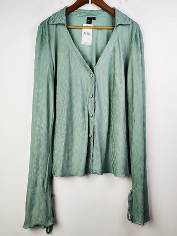 Buy online pre-used pre-loved 100% authentic & Original branded Shein (SWT-4760) available in Pakistan. Top international brands avilable.