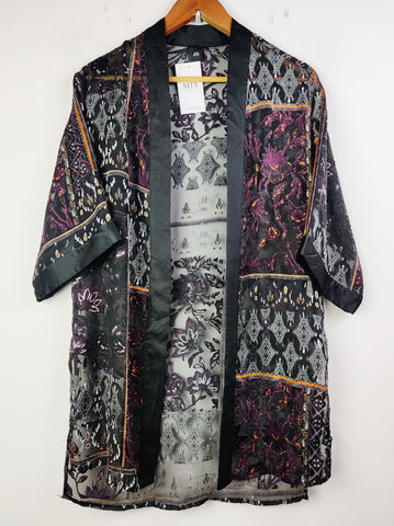Buy online pre-used pre-loved 100% authentic & Original branded River Island (SWT-4771) available in Pakistan. Top international brands avilable.