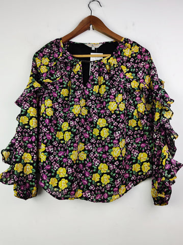 Buy online pre-used pre-loved 100% authentic & Original branded Billie & Blossom (SWT-4782) available in Pakistan. Top international brands avilable.