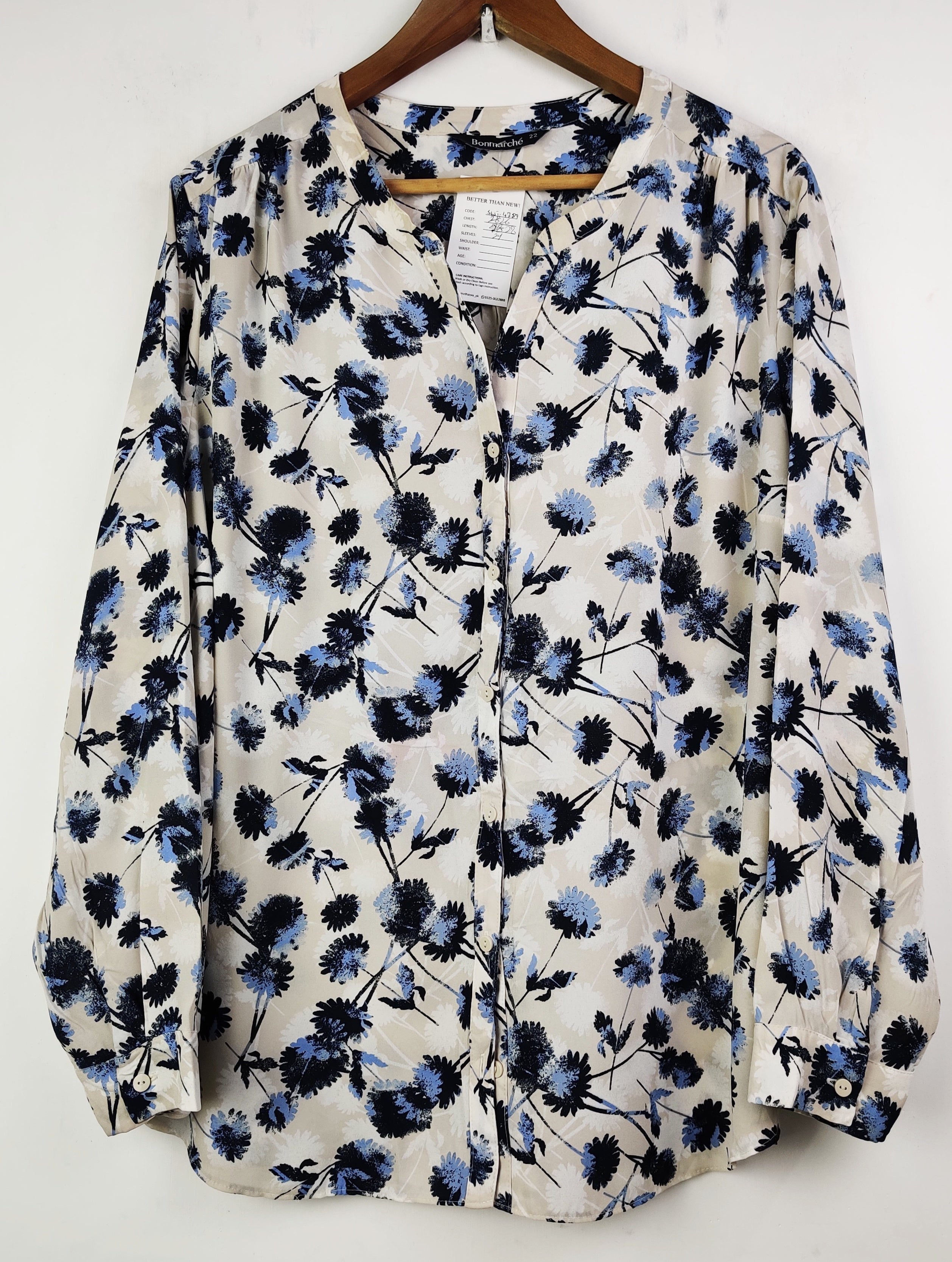 Buy online pre-used pre-loved 100% authentic & Original branded Bonmarche (SWT-4789) available in Pakistan. Top international brands avilable.