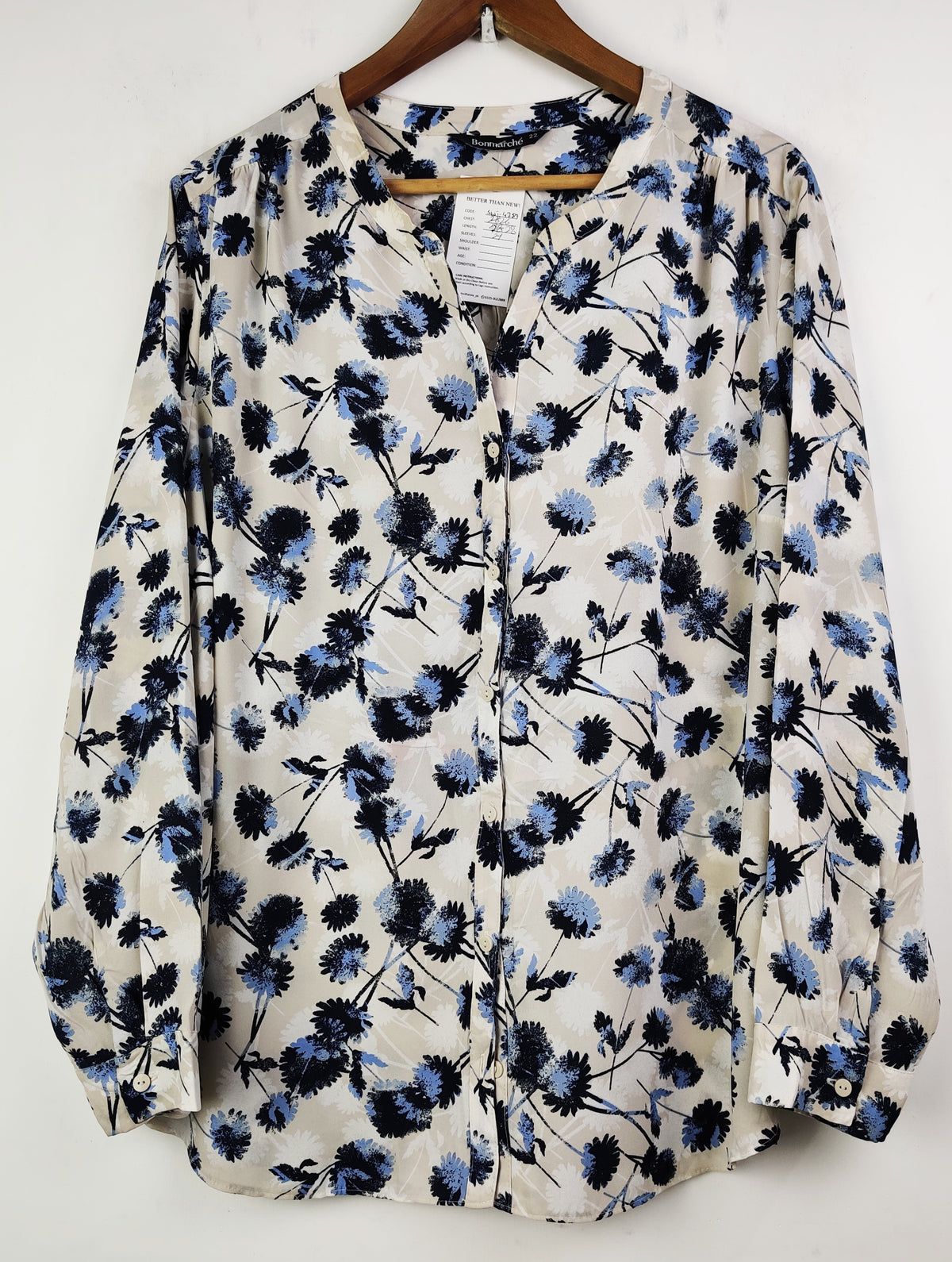 Buy online pre-used pre-loved 100% authentic & Original branded Bonmarche (SWT-4789) available in Pakistan. Top international brands avilable.
