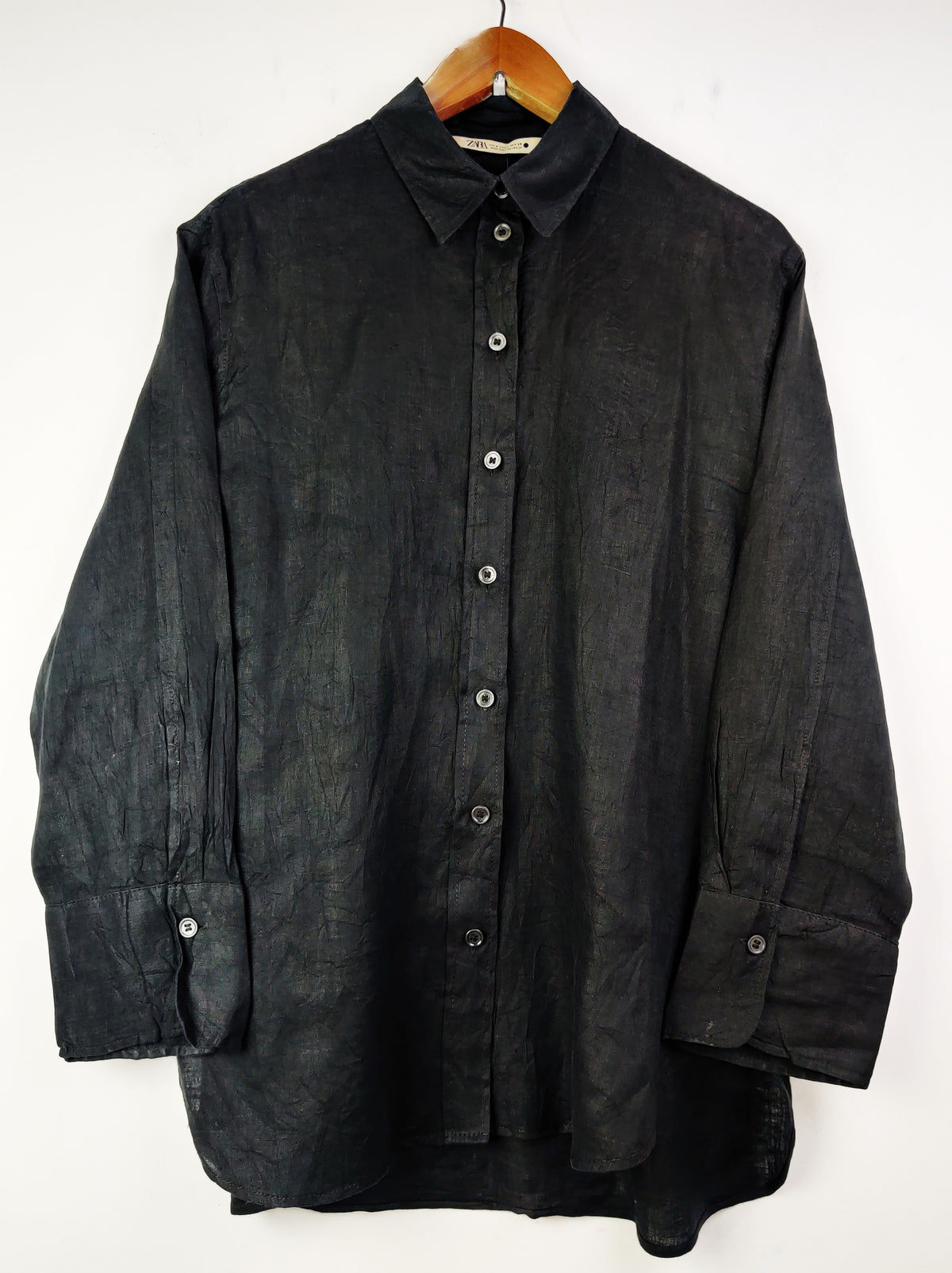 Buy online pre-used pre-loved 100% authentic & Original branded Zara (SWT-4809) available in Pakistan. Top international brands avilable.