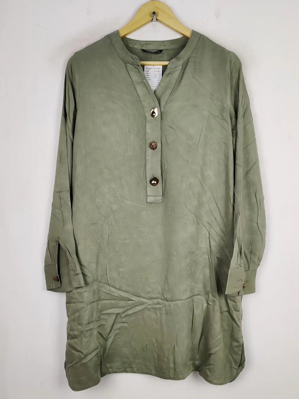 Buy online pre-used pre-loved 100% authentic & Original branded Lc Waikiki (SWT-5018) available in Pakistan. Top international brands avilable.