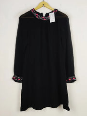 Buy online pre-used pre-loved 100% authentic & Original branded French Connection (SWT-5078) available in Pakistan. Top international brands avilable.